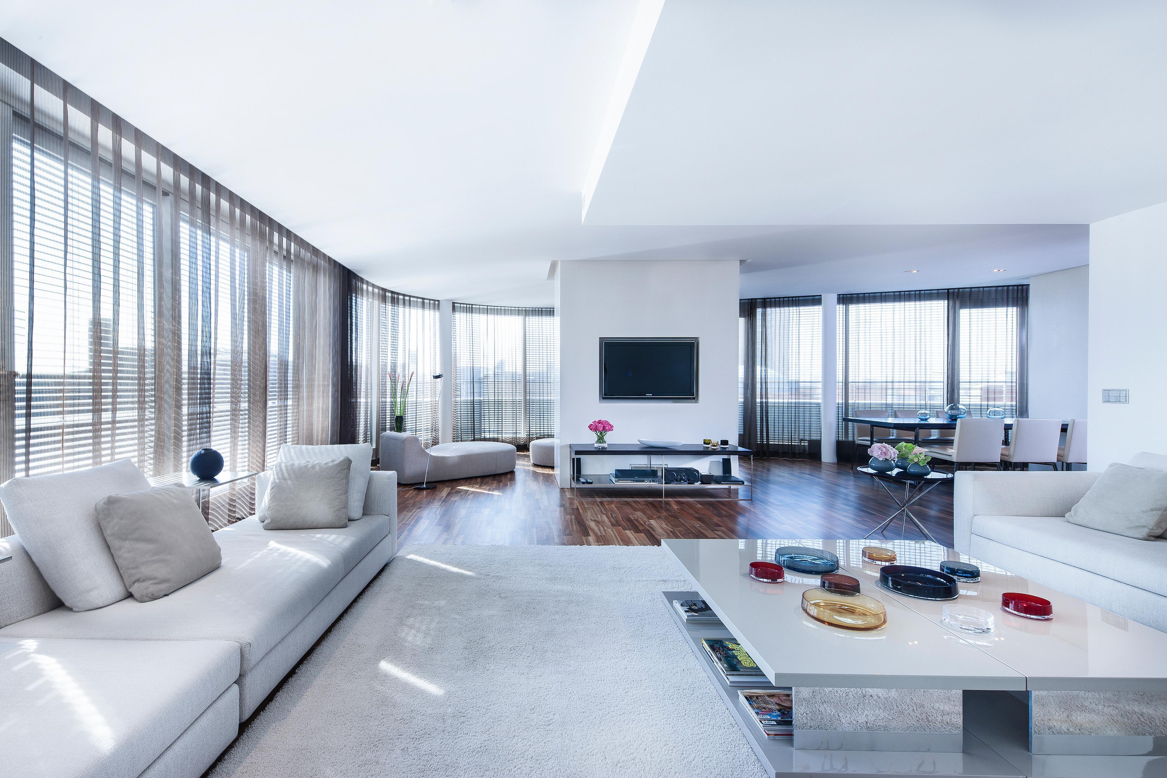 The Mandala Berlin, A Member Of Design Hotels ภายนอก รูปภาพ Interior of a penthouse apartment