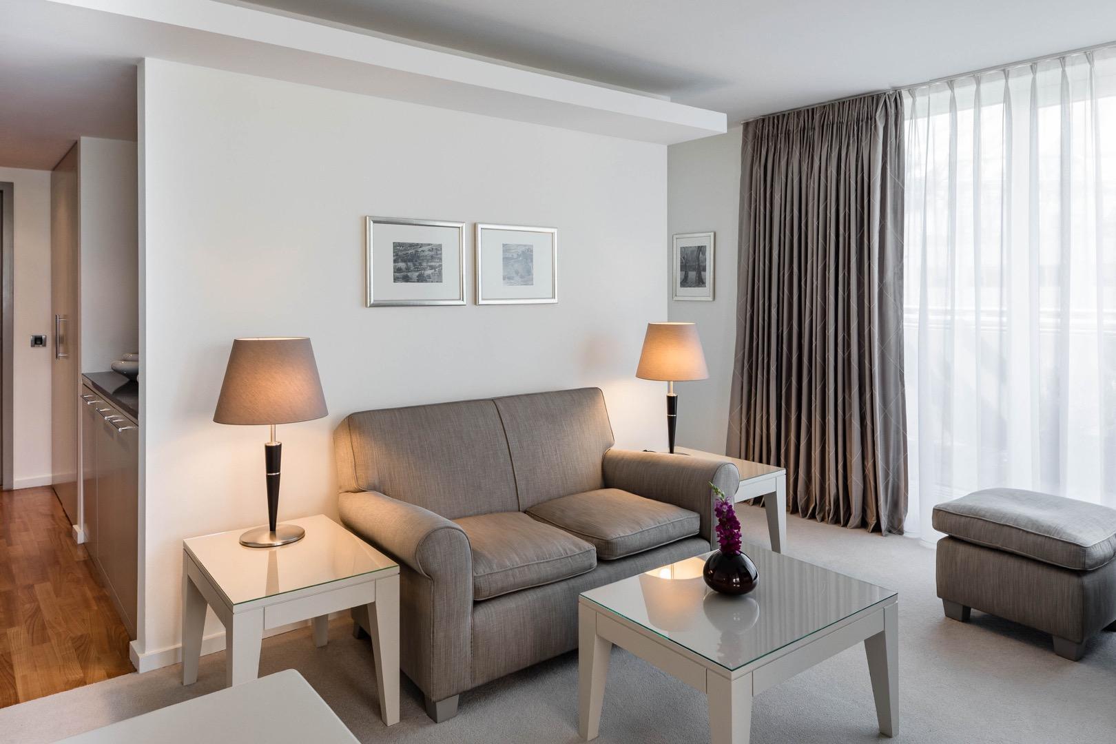 The Mandala Berlin, A Member Of Design Hotels ภายนอก รูปภาพ A living room at the hotel